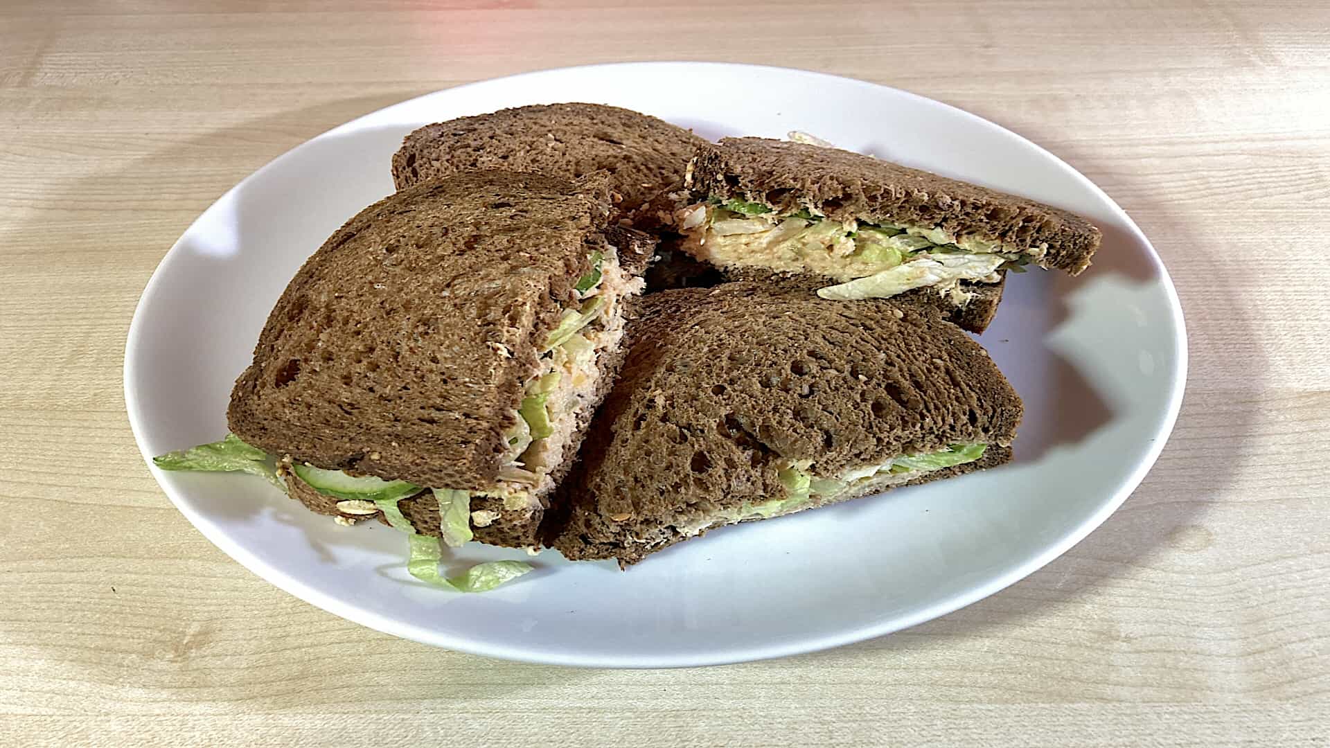 Boterham zalmsalade