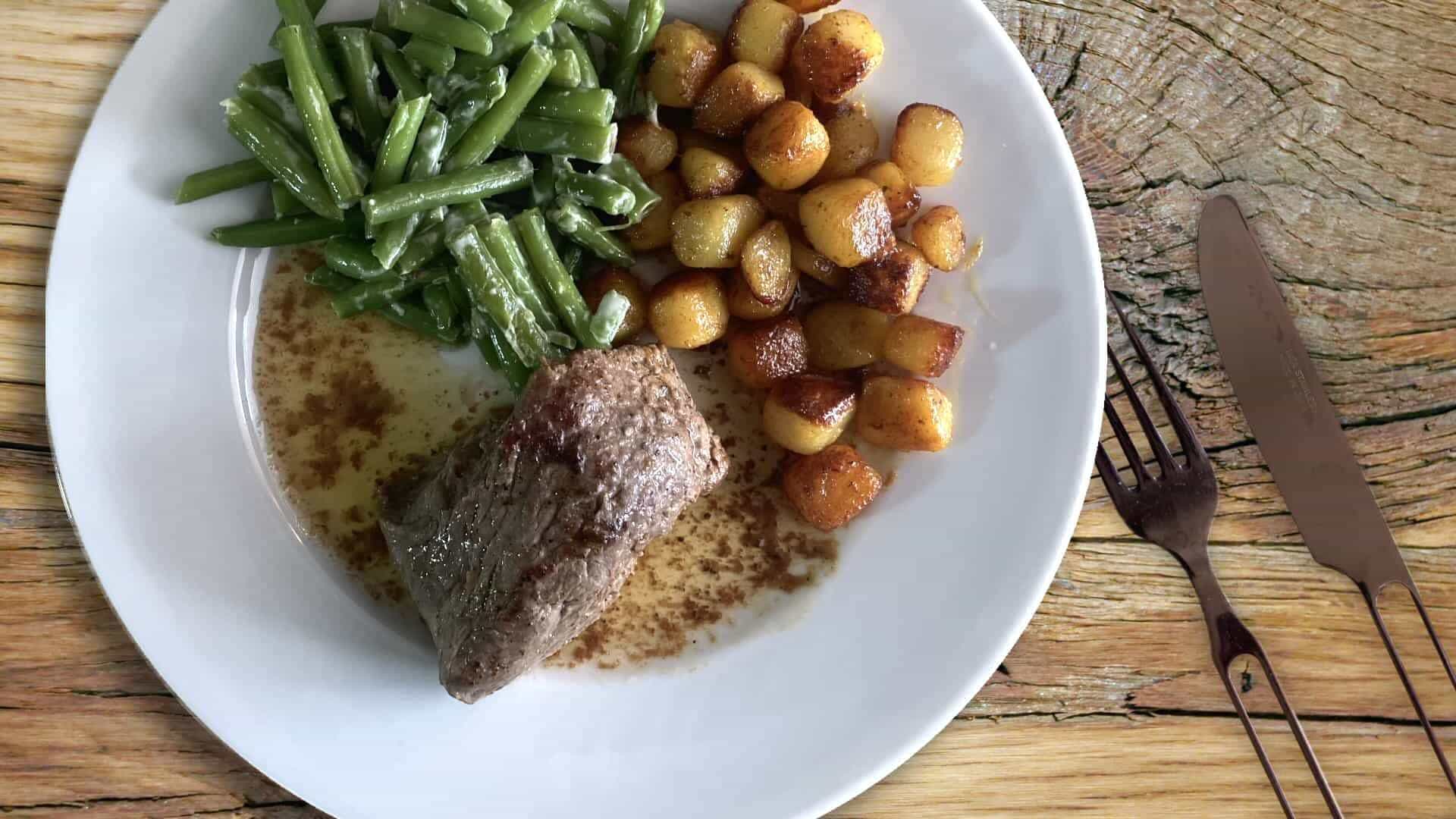 Biefstuk sperziebonen krieltjes en honing