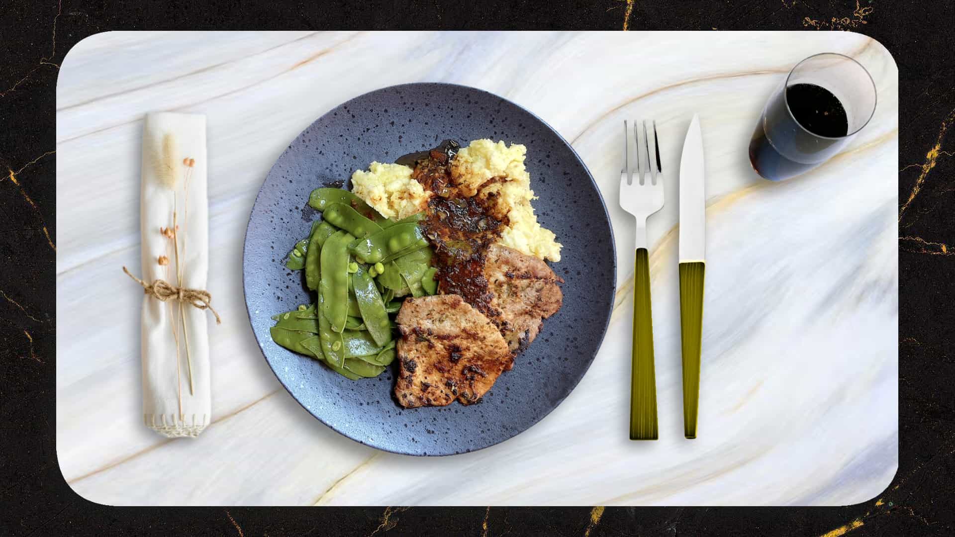 Filetlapje met peultjes en puree